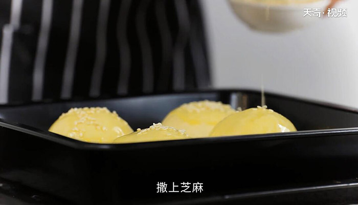 牛奶小餐包的做法 怎么做牛奶小餐包