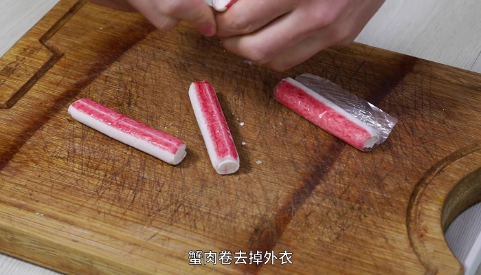 蟹肉卷丝瓜凤尾汤菇的做法 蟹肉卷丝瓜凤尾汤菇怎么做