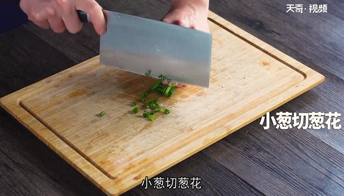 茶树菇炒五花肉的做法 茶树菇炒五花肉怎么做