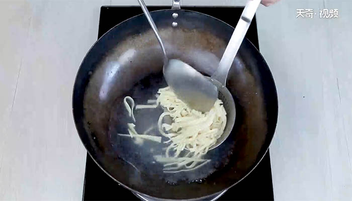 湘菜千张炒肉的做法 湘菜千张炒肉怎么做