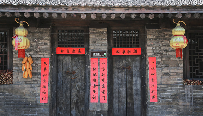 春联怎么贴 春联如何贴