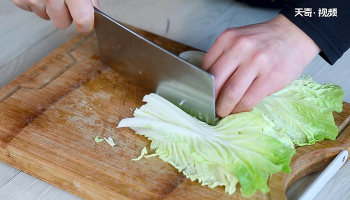 金边白菜的做法 怎么做金边白菜