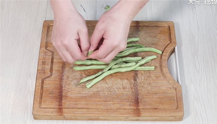 素炒豆角怎么做 素炒豆角的做法