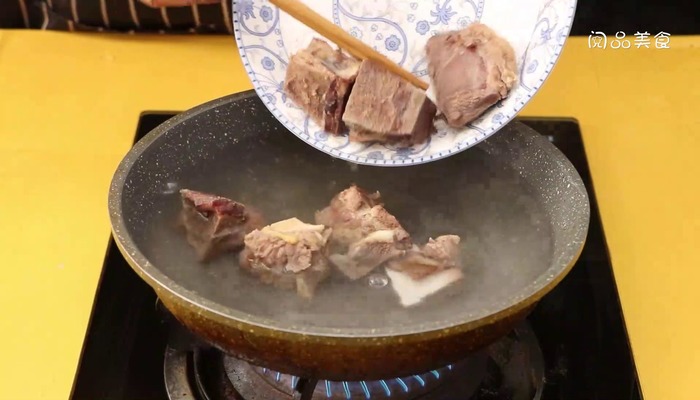 金针菇牛骨汤的做法 金针菇牛骨汤怎么做好吃