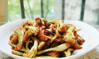 干锅菜花怎么做好吃（干锅菜花怎么做好吃窍门）