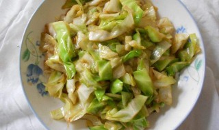 炒甘蓝菜怎么做好吃（炒甘蓝菜怎么做好吃又简单）
