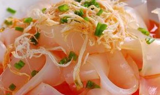 鸡丝拉皮的家常做法（鸡丝拉皮的家常做法窍门）