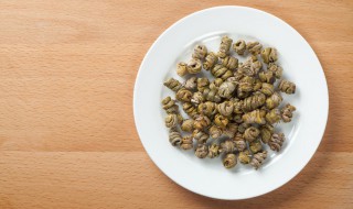 枫斗怎么吃（新鲜枫斗怎么吃）