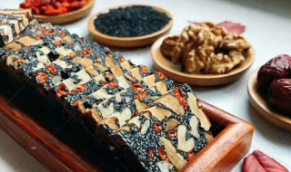 熬阿胶糕需要放油吗（熬阿胶糕都放些什么）
