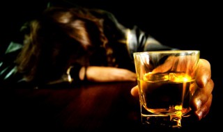 喝完酒第二天头疼怎么办（喝完酒第二天头疼怎么办缓解）