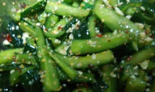 泡菜黄瓜 泡菜黄瓜的腌制方法和配料视频