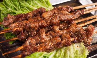 羊肉串烤串怎么做（烤羊肉串怎样做）
