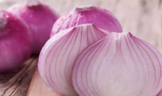 生吃洋葱的功效与作用禁忌（生吃洋葱有什么作用）