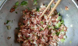 馄饨的馅怎么做简单的（馄饨的馅怎么做简单的做法）