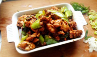 怎么做的鸡肉好吃（怎么做的鸡肉好吃又香）