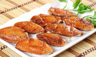 奥尔良鸡翅不用烤箱（奥尔良鸡翅不用烤箱和微波炉）