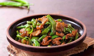 大辣椒炒肉（大辣椒炒肉的家常做法）
