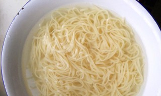 凉面条的做法家常做法（凉面条的做法家常做法大全）