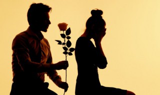 男人真正爱一个女生的表现（男的真正爱一个女生的表现）