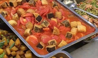 辣椒炒月饼（辣椒炒月饼怎么做好吃）