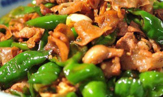 湖南辣椒炒肉（湖南辣椒炒肉的历史和介绍）