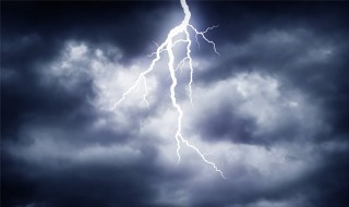 一道闪电的能量多少度电（一道闪电有多少度电量）