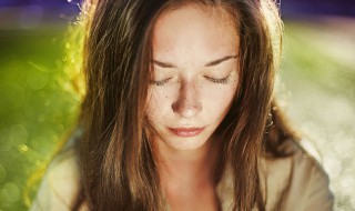 黄褐斑怎样形成的（黄褐斑怎样形成的原因）