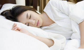 梦见被狗追 女人梦见狗追是什么预兆