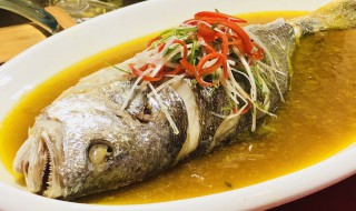 清蒸大黄鱼（怎样清蒸大黄鱼）