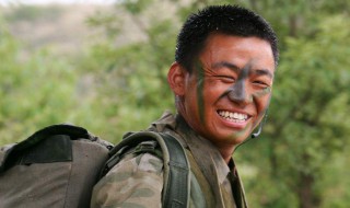 士兵突击演员（士兵突击演员表）