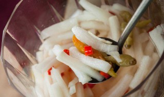 家常泡酸萝卜的做法（家常泡酸萝卜的做法窍门）