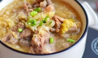 五花肉炖酸菜怎么做法 五花肉炖酸菜做法视频