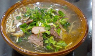 酸辣牛肉汤的做法 酸辣牛肉汤的做法窍门