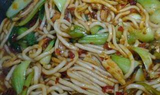 炒米粉辣酱怎么做（爆辣炒米粉酱的做法）