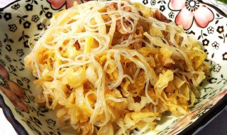 家常酸菜炒粉条的做法（家常酸菜炒粉条的做法大全家常）