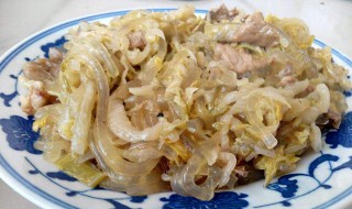 酸菜白肉粉条的做法 酸菜白肉粉条的做法东北窍门