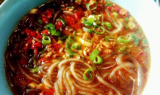 酸辣粉条的做法（酸辣粉条的做法大全）