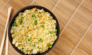 鸡蛋炒米饭做法 鸡蛋炒米饭做法大全