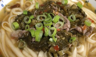 川味酸菜肉丝面的做法（四川酸菜肉丝面的做法）