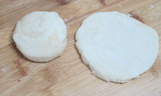 发面月饼皮怎么做（如何制作月饼面皮）