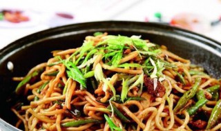 家常焖面的做法（家常焖面的做法大全）