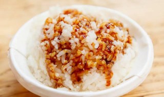 猪油拌饭的制作方法 正宗猪油拌饭怎么做窍门