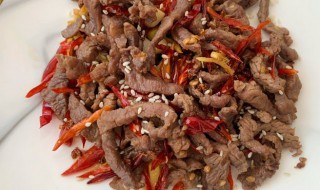 炒牛肉干丝的做法（炒牛肉干丝的做法视频）