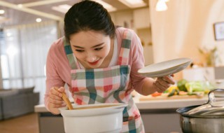 灵芝人参首乌煲瘦肉汤 灵芝首乌煲汤大全