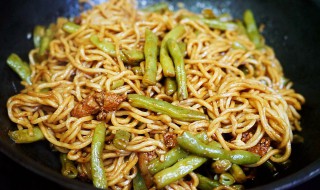 芸豆焖面的家常做法（芸豆焖面的做法大全）