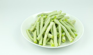豆角焖饭的家常做法（豆角焖面的家常做法图解）