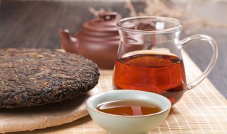 如何清洗茶杯（如何清洗茶杯里的茶垢）
