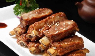 香酥排骨的家常做法（香酥排骨的家常做法,山药木耳素炒怎么制作）