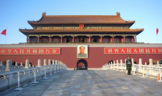 花开中国歌词（花开中国歌词的意境）