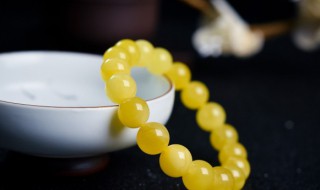 如何清洗琥珀 如何清洗琥珀手镯